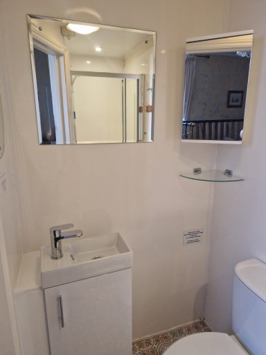 Weymouth: Plumbing, vinyl flooring, handyman, mirror supplier
